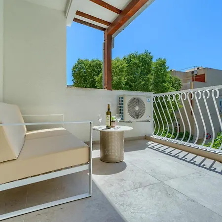 Modern Zia Lux Appartement