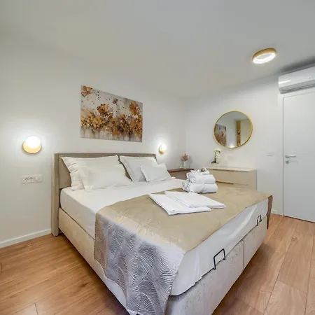 Apartment Modern Zia Lux Split