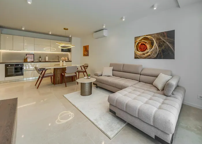 Modern Zia Lux 아파트