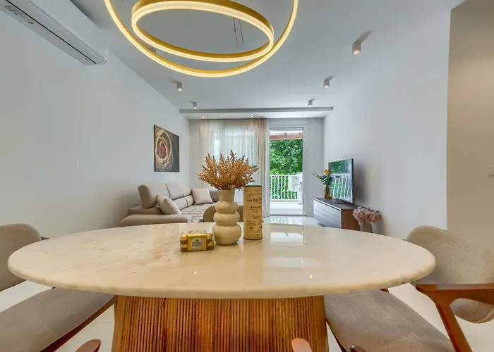 아파트 Modern Zia Lux