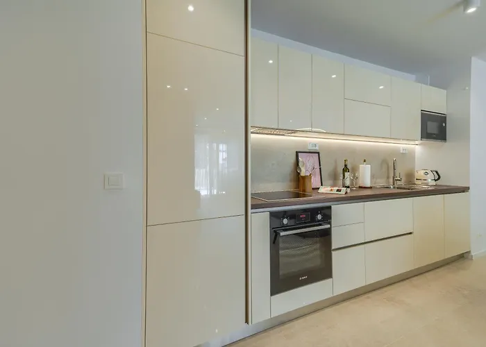 아파트 Modern Zia Lux *