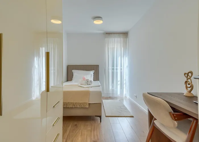 Modern Zia Lux 아파트 *