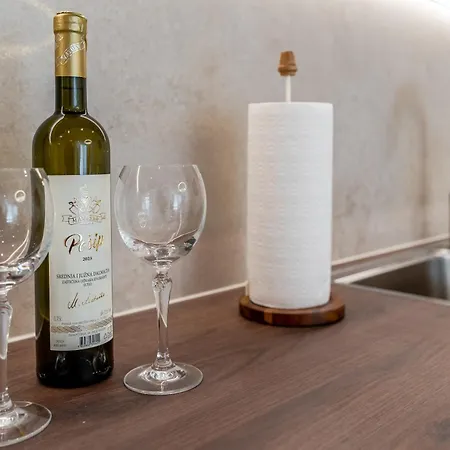 Modern Zia Lux Спліт