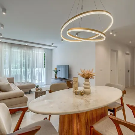 Modern Zia Lux Спліт